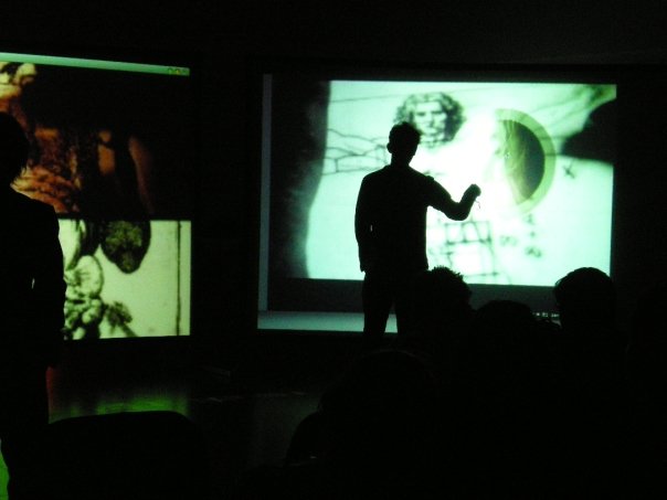 11537_221740863522_84639883522_4060192_1214308_n